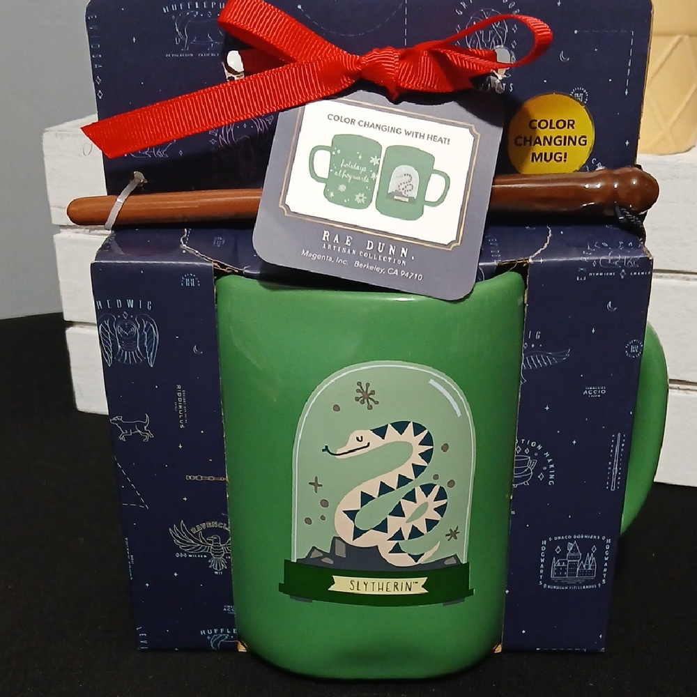 Rae Dunn HARRY POTTER  Green Slytherin Color Changing Mug with Wand NIB
